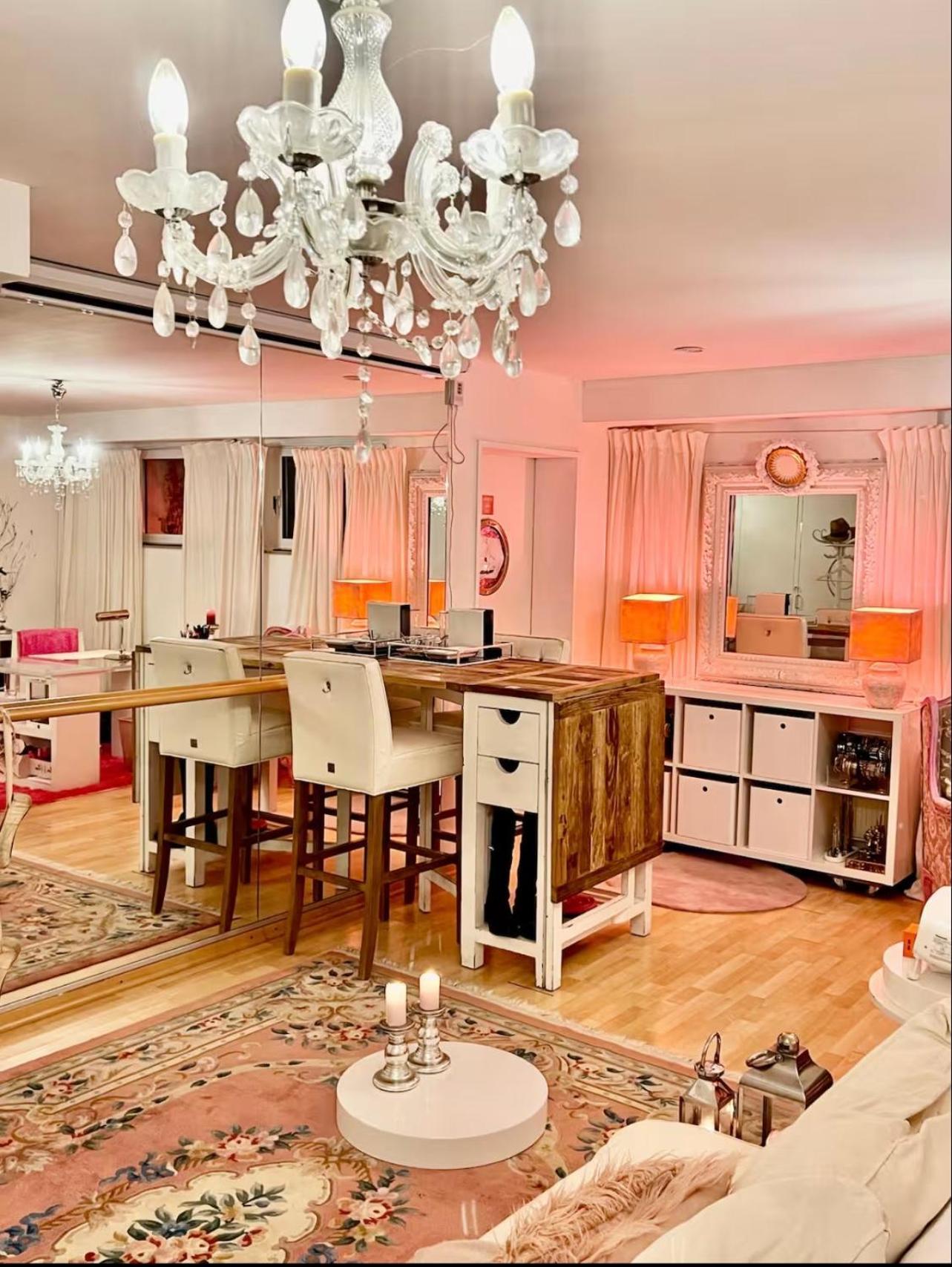 Charmante Im Untergeschoss *